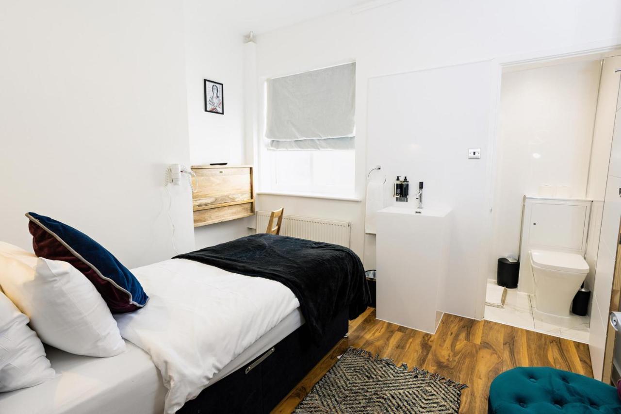 Cambridge House Hotel Dış mekan fotoğraf