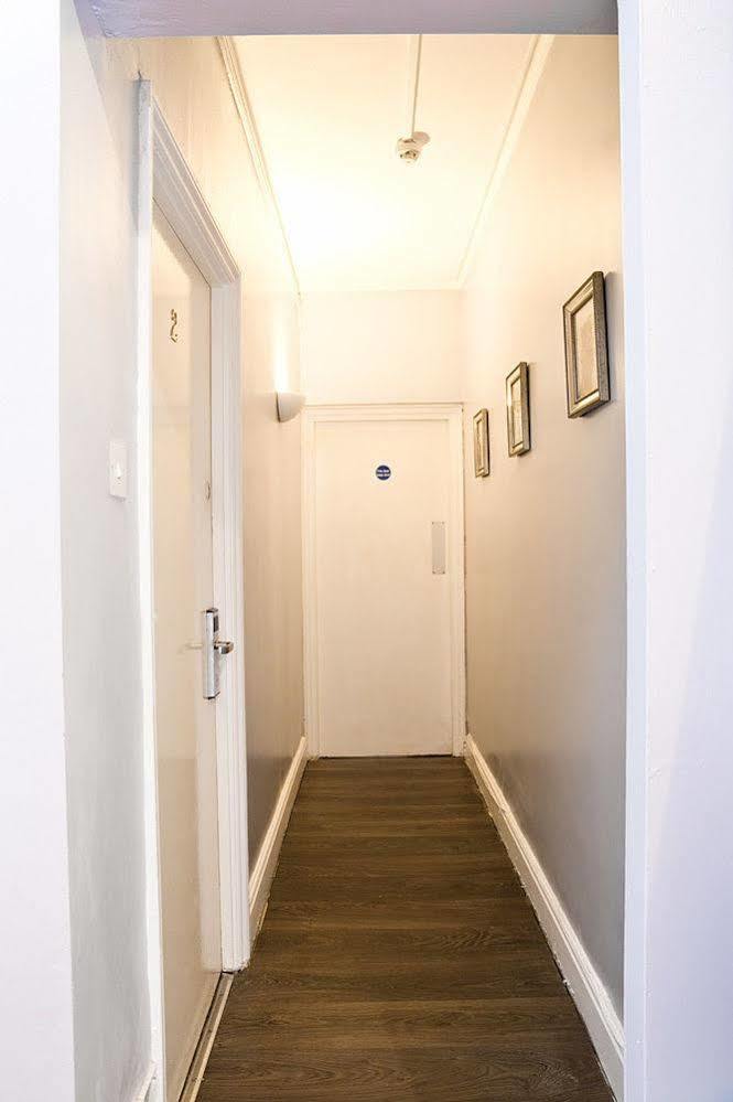 Cambridge House Hotel Dış mekan fotoğraf